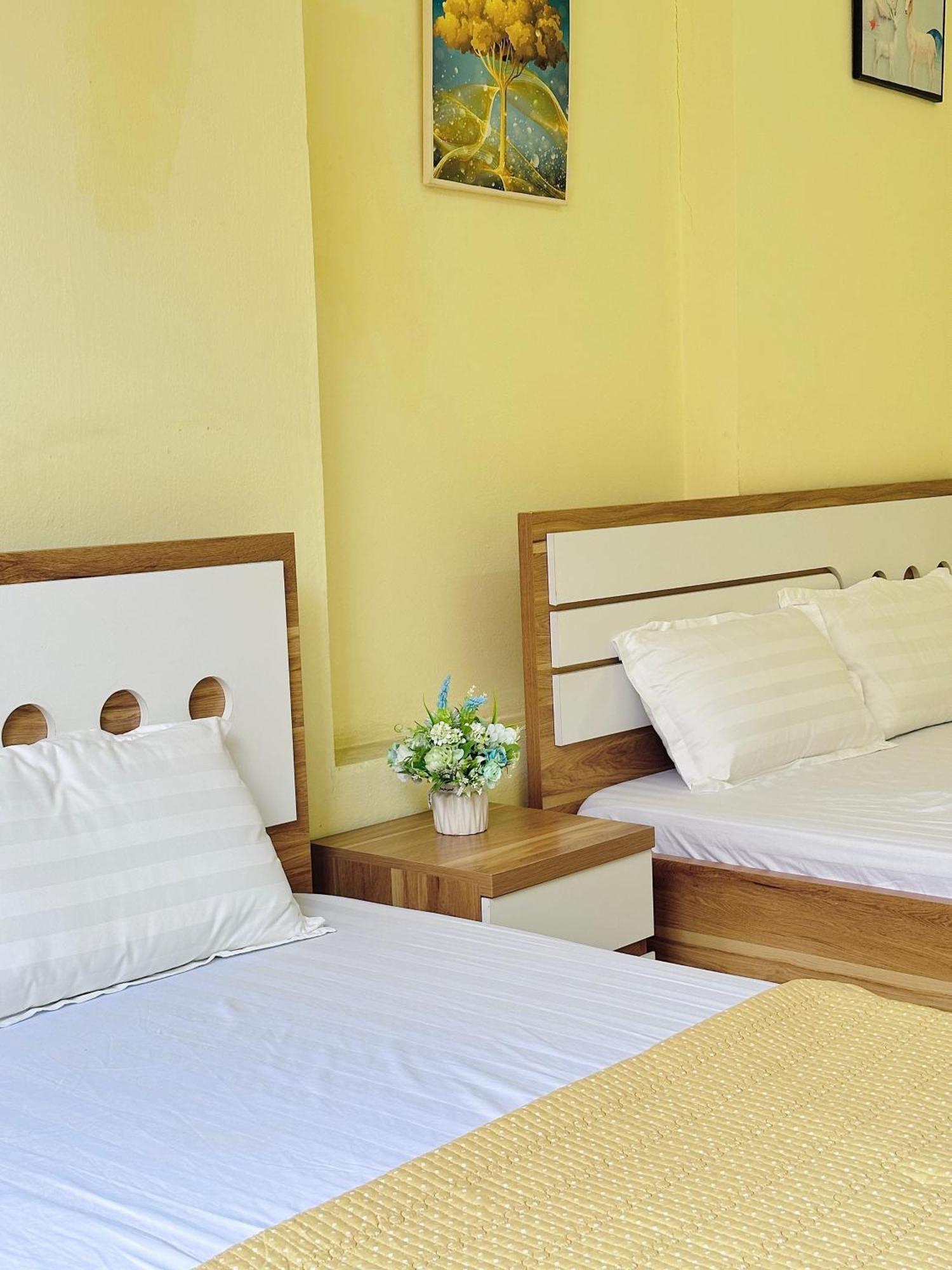 Kim Anh Hotel Ha Long Esterno foto